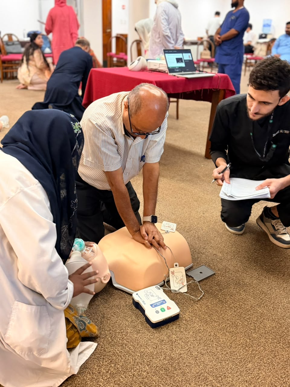 High-Performance CPR & AED Use training on a manikin