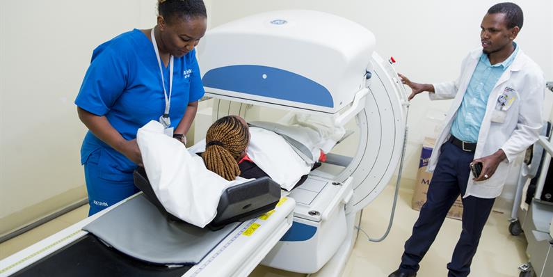 Aga Khan University Hospital, Nairobi - Signs of cervical cancer